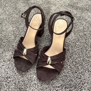 A New Day Women's Brown velvet 2 inch Heels